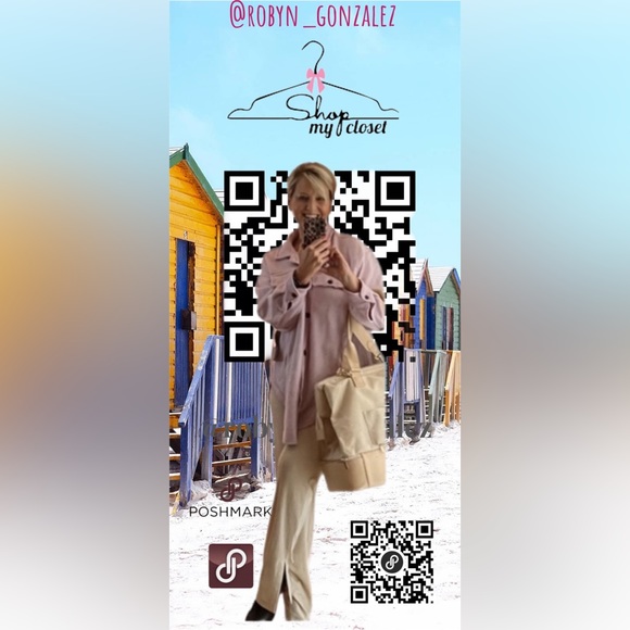 Meet your Posher, Robyn Marie - Picture 2 of 5